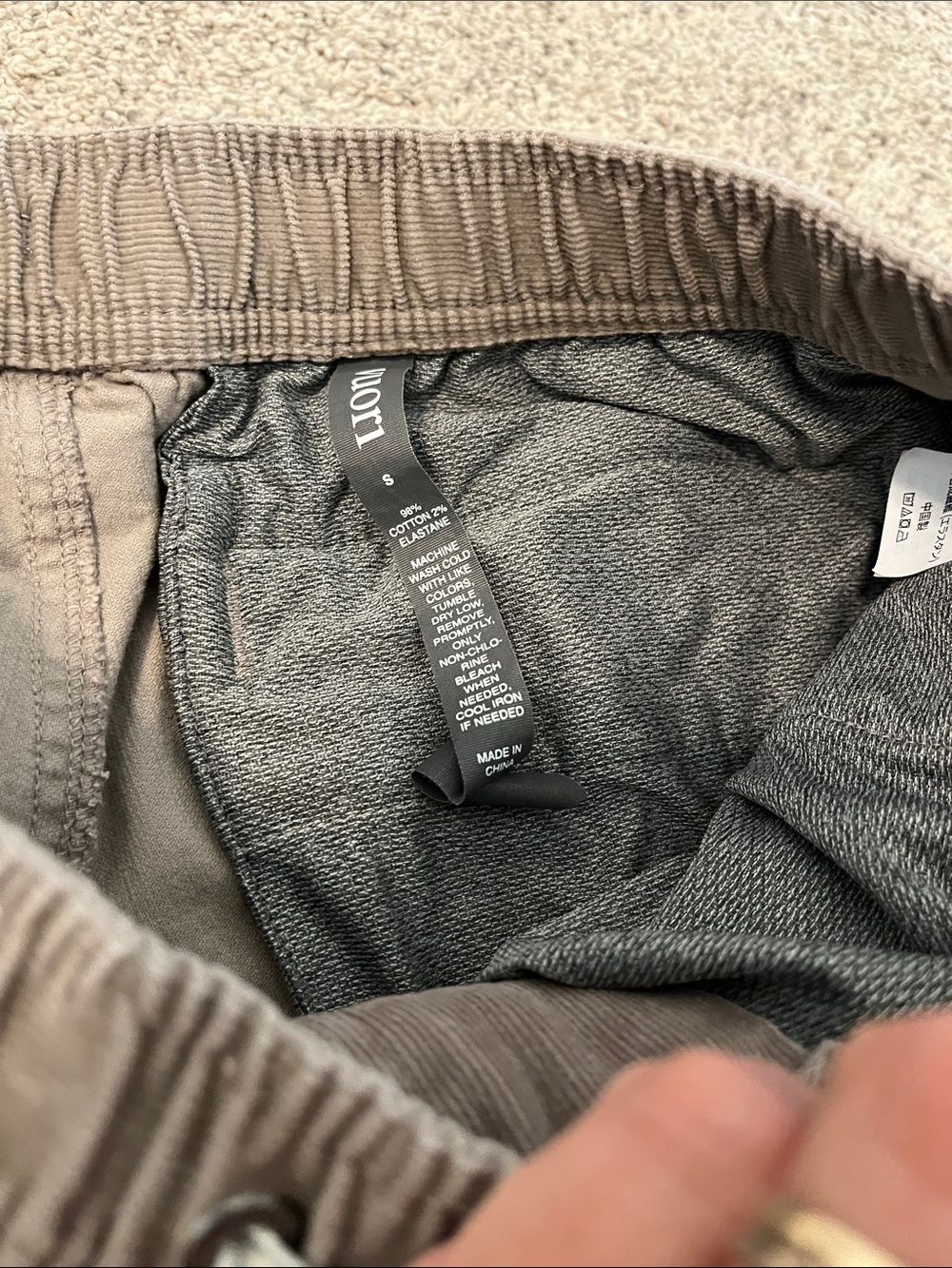 Vuori Men's corduroy Drawstring pant - Picture 8 of 9